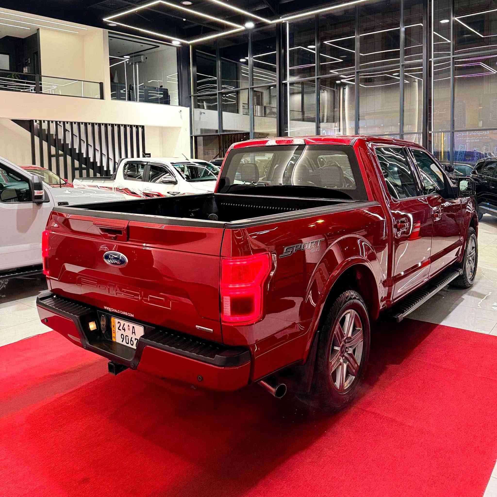 🛎 🔱السلام عليكم 🔱🛎
للبيع سيارة فورد اف 150
FORD F-150
فول فول مواصفات فئة لاريات سبورت LARIAT SPORT
موديل 2019
 6 سلندر 2.7L دبل توربو 🚀🚀
فور ويل 4X4
ماشي 54 الف ميل
فتحة سقف بانوراما
شاشة كبيرة 
عداد اليكتروني 
بصمة
تشغيل عن بعد
دخول ذكي
كير طرح 10 نمر
كشنات جلد و كهربائي
كشنات امامي تبريد و تدفئة 
كشنات خلفي هير
تبريد قطعتين
رادار 360 درجة
حساسات امامي و خلفي و جانبي
 5 كاميرا 360 درجة
اوتو بارك
اوتو ستارت و ستوب
لايتات و بكلايت و كشافات كلة LED
باب البدي بيه درج
ويالة 20 انج بيلادي
بعد بيه هواي مواصفات 
سيارة كلش حلوة مرتب و جاهز مابيه اي نواقص
كير و محرك و كهربائي كلشي دعامي لدعامي بشرط
رقم و سنوية و فحص و هزة كلشي جديد حتى 2031
و سيارة باسمي تحويل او وكالة ثاني يوم
سيارة بيه صبغ 4 قطغ و شبر بداية القمارة 
سعرها 19300$
مكان اربيل معرض تانك موتورز أربيل, العراق


**إذا كنت صاحب هذا الإعلان وتريد حذفه لأي سبب، رجاءا أرسل رسالة إلى الدعم الفني**