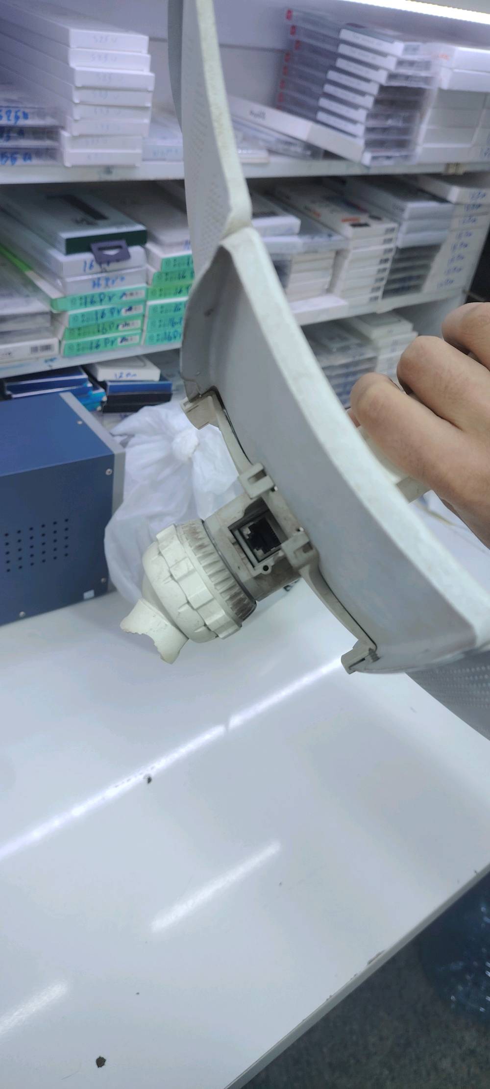 نانوا صحن  جديد مشتريه ٢٠٢٤ مستعمل هواي /شي قليل صراحه اريد ابيعه مستعجل عليه 