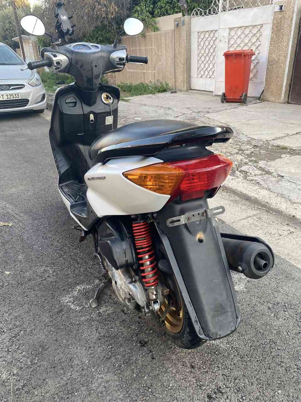 سلام عليكم
سكنس نثيه للبيع 
مكينه رياضيه
كلجات رياضيه 
ملاحضه : الدراجه مصبوغه عام للجماليه (الدراجه ختم واحد) كفاله عامه
مكاني : بغداد-الكاضميه
للاستفسار : ***********
للاستفسار : ***********
