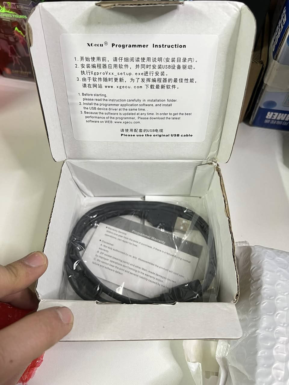 مبرمجة شاملة من نوع XGecu Pro T48 (المعروفة أيضاً بـ TL866 من الجيل الثالث)، وهي أداة احترافية تُستخدم لبرمجة مجموعة واسعة من الدوائر المتكاملة (ICs) والرقائق الإلكترونية.


**إذا كنت صاحب هذا الإعلان وتريد حذفه لأي سبب، رجاءا أرسل رسالة إلى الدعم الفني**