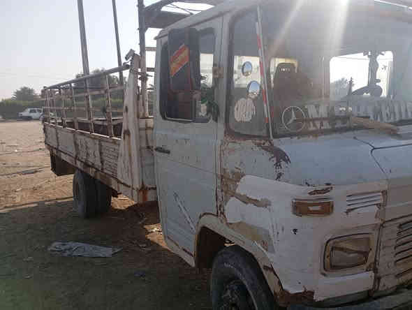 يا الله سلام عليكم مارسدس خرس سياره تخم تاير مكينه جديد اكسن  8 ابو دب كهربأياته كله شغاله بدي جنل منجوه مو خشب بدي طويل ملاحضه سياره ورثه اسعر 4 ملاين وبيه مجال ‏‪‏‪***********‬‏
مكاني حله
