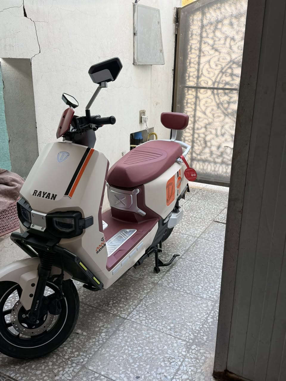 دراجه الريان وحش الكون للبيع مكاني الدوره السعر مليون و ١٠٠ للتواصل    
***********
