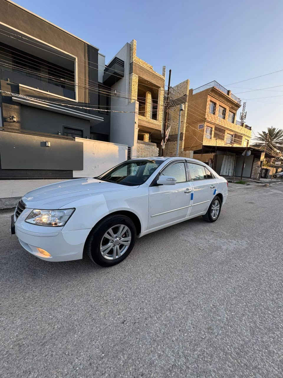 السلام عليكم 🫡
هونداي سوناتا وارد خليجي موديل 2011

فول واحد 1️⃣ على واحد 

فتحه سقف 

شاير بل مري 

حساسات خلفي 

ويل كروم 

تخم تاير جديد 

صدر امامي خلفي جديد

رقم شمالي تحويل  ثاني يوم 

سيارة بيها ٥ قطع صبغ بدون قطرة دواخل اثر شخوط 

السعر سياره 110 بيها مجال كلش بسيط مكان سيارة 🚗 بغداد الزعفرانيه 

***********
