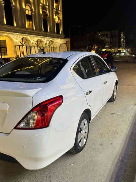 سني الهندي 2018 ماشيه 98 الف قابل لزياده سياره وضع شركه عدا رصعه بسيطه بل باب لخلفي موضحه بصوره سياره كلش حلو ونضيفه استخدام قليل دينار ماتحط عليه 
مكانه بغداد الكرادة 
سعر 103
***********
***********
