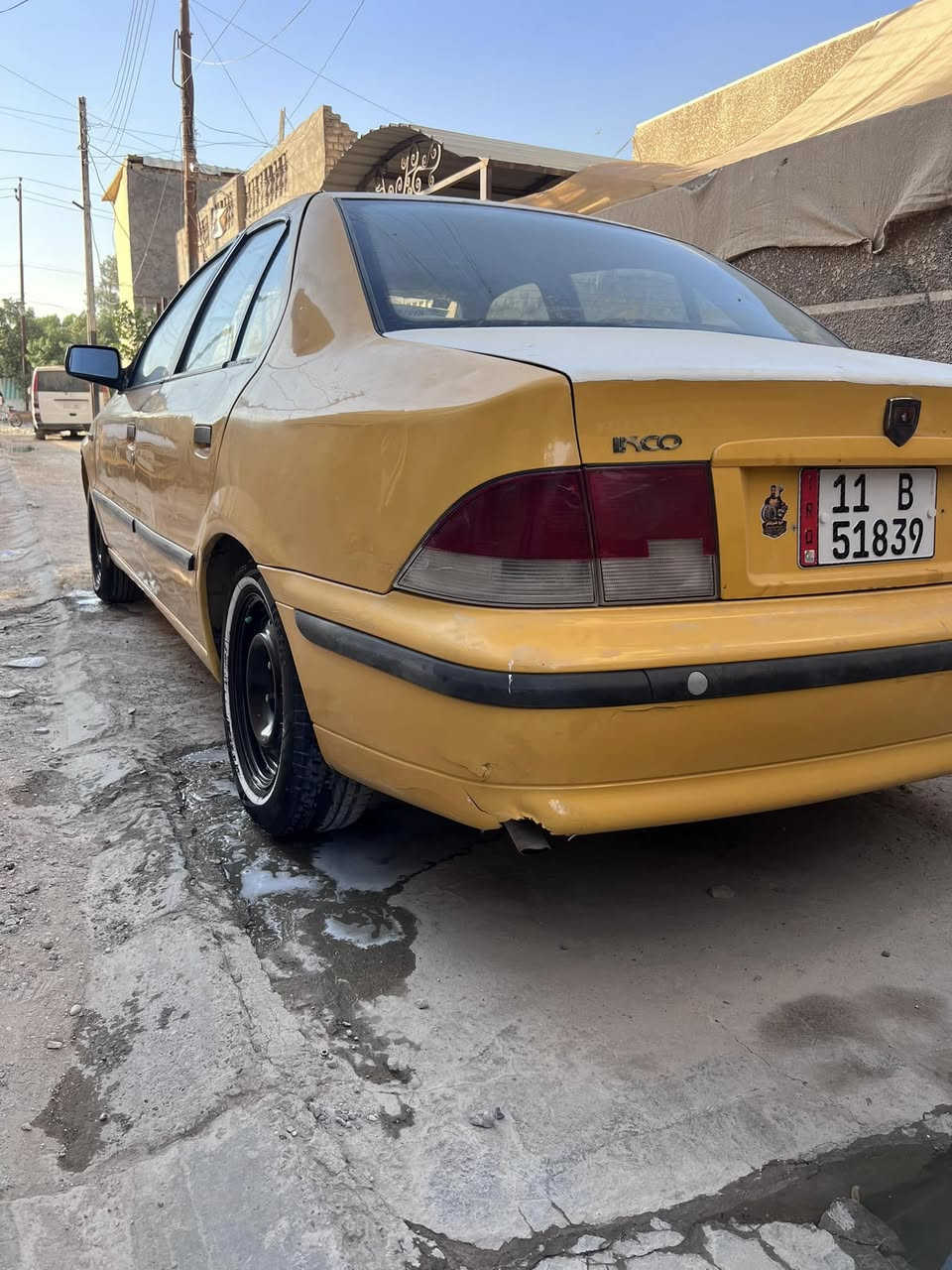 السلام عليكم سمند موديل 11كير ومكينه فرنسي تبريدثلج صدر جديد مصفره هيه وغرمات بيه باب العبري بي صبغ السعر33وبيه مجال ***********
