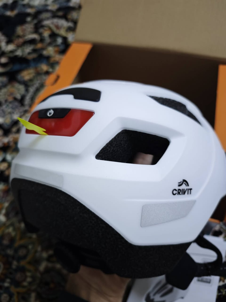 خوذة ماركة crivit
اسعار مكتوب
قياس s/m 54-59cm


**إذا كنت صاحب هذا الإعلان وتريد حذفه لأي سبب، رجاءا أرسل رسالة إلى الدعم الفني**