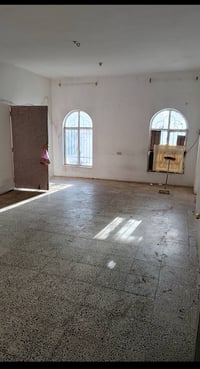 الشعب حي التجار • ١٠٠م • غرفة وصالة