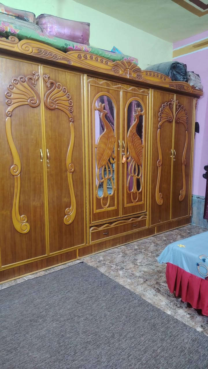 سلام عليكم غرفة نوم للبيع صاج عراقي نضيفه كلش سعر ٦٥٠ وبيها مجال شي قليل


**إذا كنت صاحب هذا الإعلان وتريد حذفه لأي سبب، رجاءا أرسل رسالة إلى الدعم الفني**