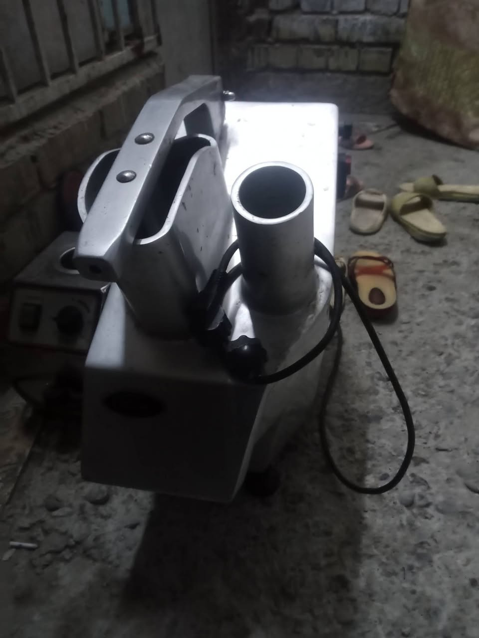 للبيع استعمال قليل هاتف ***********
