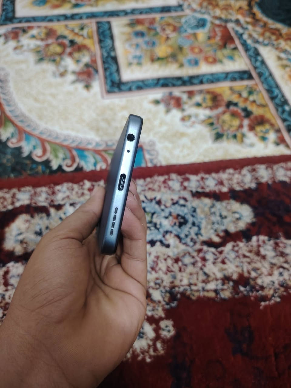 انفنكس hot 50 pro جهاز نضيف جدا مداخل صيانه ولا مفتوح ابد استخدام جدا قليل استخدام شهر او اقل 
سعر الجهاز (140 الف) بي مجال للطيبين مكاني (بغداد الشعب )  رقمي ***********
