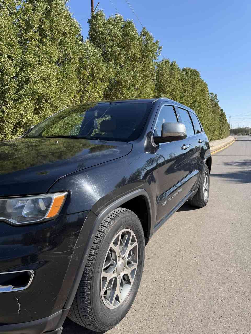 سلام عليكم اصدقائي .

جيب لاريدو 2017وراد امريكي للبيع رقم بغداد السياره بيه صبغ قطعتين فقط جاملغ وبنيد حادثه تافه جداً  سوناره مرفق ويه اخوان السياره معقوين ومنتهيه مدته يعني السنويه نافذه صار اله سبوعين اكفل الك تحويل باسمك السياره خير من الله كير مكينه حداديه 
مكان السياره ميسان العماره 
***********
بالعافيه ع الياخذه 
سعرها ٢٠٥
