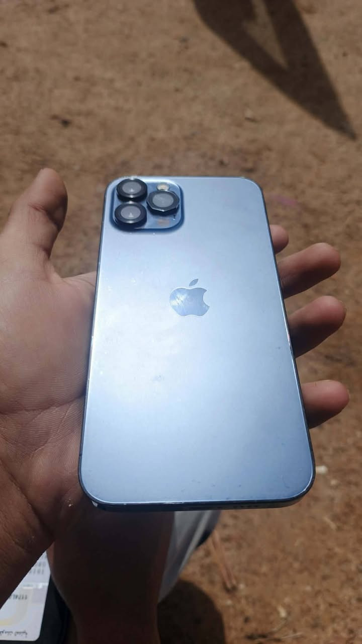 ايفون 12 برو ماكس شرق أوسط كلشي مامبدل بي بلادي بطاريه 77
السعر خاص مكاني ديوانية 
للاستفسار ***********
