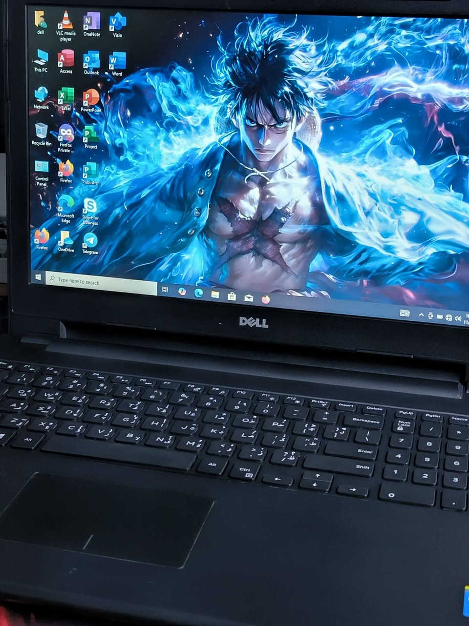 Dell Inspiron 3542 | أداء عملي بسعر اقتصادي
​خيار مثالي للمهام الدراسية، التصفح، والأعمال المكتبية اليومية، مع شاشة كبيرة مريحة للنظر.
​🔍 المواصفات التقنية:
​• المعالج: Intel Core i3 (الجيل الرابع - فئة U).
​• الرام: 4GB DDR3.  
​• الهارد: 500GB HDD.  
​• الشاشة: 15.6 بوصة بدقة HD.  
​• كرت الشاشة: داخلي Intel بسعة تصل إلى 2GB.
​🎁 الهدايا والملحقات:
(حقيبة، شاحن أصلي، ماوس، ماوس باد، تغليف كرتوني آمن).
​🛡️ الضمان والخدمات:
• فحص المواصفات والنظافة عند المندوب قبل الاستلام.
• ضمان استبدال لمدة أسبوع كامل.
• تنصيب ويندوز، أوفيس، والبرامج الأساسية مجاناً.
​💰 السعر: 135,000 دينار عراقي.
​📍 الموقع: بغداد - الأمين الثانية.
🚚 التوصيل: متوفر لجميع محافظات العراق.
​📞 للحجز والاستفسار (واتساب/اتصال):
***********
***********
