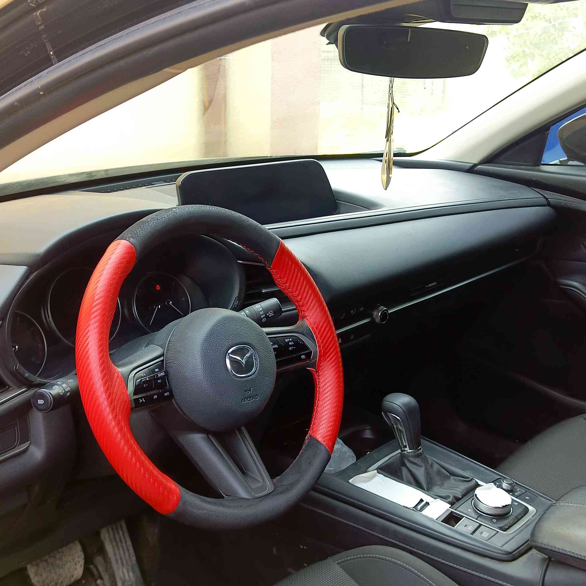 للبيع  مازدا CX-30 AWD موديل2024 – رفاهية يابانية بلمسة رياضية لون اسود تبديل بيه قطعه بس بنيد صبغ
✨ دفع رباعي ذكي  AWD

🛠️ محرك 2.5 لتر – 4 سلندر تنفس طبيعي

  سيارة رياضية متعددة الاستخدامات/كروس أوفر

⚙️ ناقل حركة أوتوماتيكي 6 سرعات

⛽ اقتصادية: صرفية ممتازة للوقود

🎯 191 حصان عزم فوري

🛡️ أنظمة أمان متقدمة (رادار، فرامل طوارئ، مانع انزلاق)

🖥️ شاشة 8.8 إنش + أبل كار بلاي & أندرويد أوتو

📸 كاميرا خلفية + حساسات

🪑 مقاعد قماش فاخرة

🛞 جنوط 17 إنش رياضية

‏🇯🇵 صناعة يابانية بجودة عالمية

السعر تعال خاص وتدلل

📩 للاستفسار أكثر تواصل عالخاص

ماشي29الف كيلو

📍 الموقع:سامراء ***********
