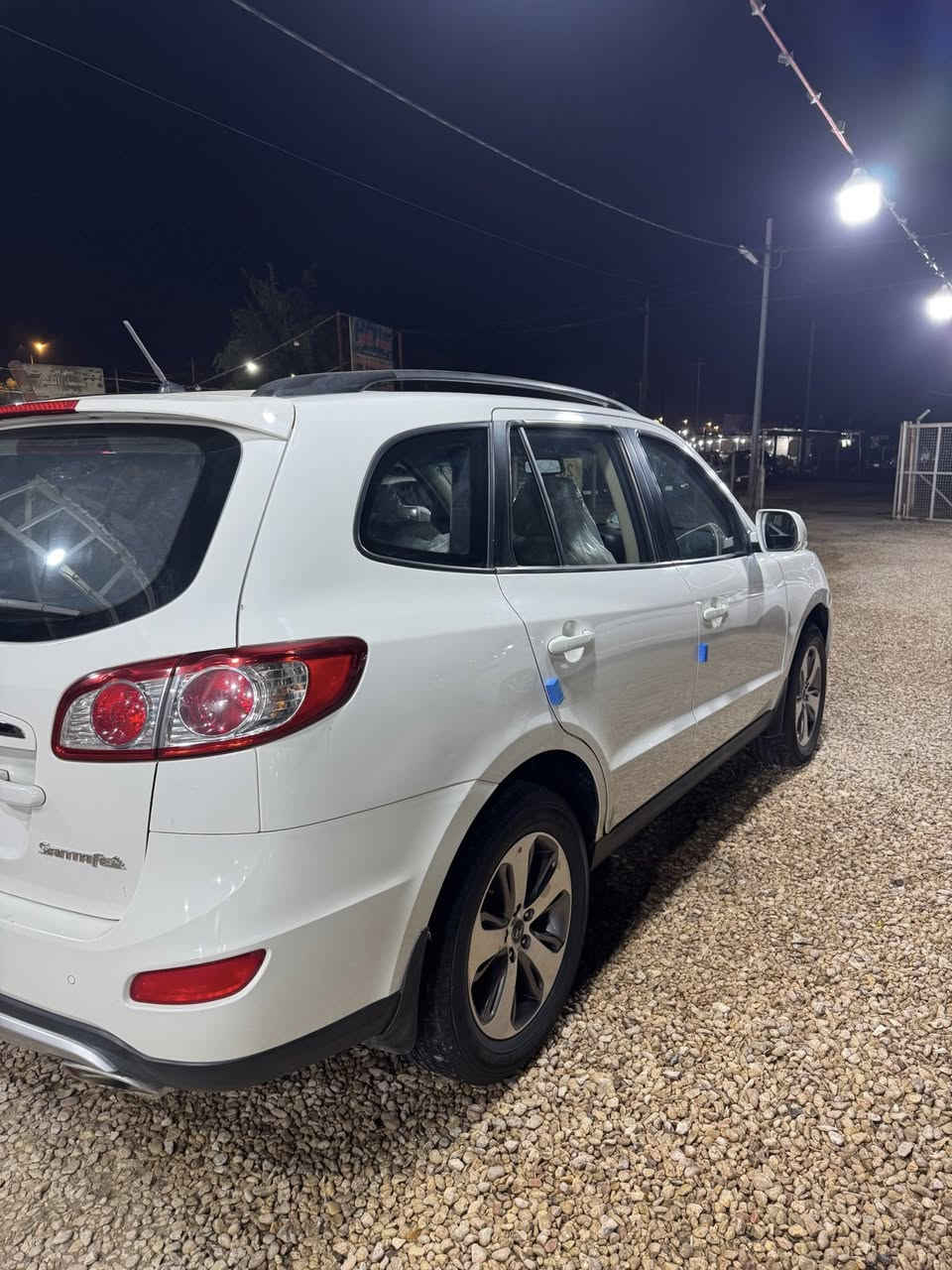 السلام عليكم
سنتافي 2012 فول واحد على واحد فتحه ثلاث قطع تبريد أشاير بالمري تحكم استيرن سبعه راكب مكينه 4 2400 
كفاله عامه شرط السونار رقم أربيل انكليزي اتريد تحويل أو وكاله سياره جديده مكينه حداديه تبريد كله جديد باقي التفاصيل الاتصال على 
***********
