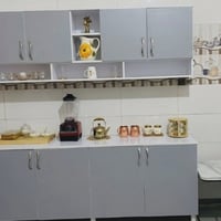 كاونتر خشب قياس مترين وسنك متر وعشرين  السعر 275. فقط   الحجزز 0777711...