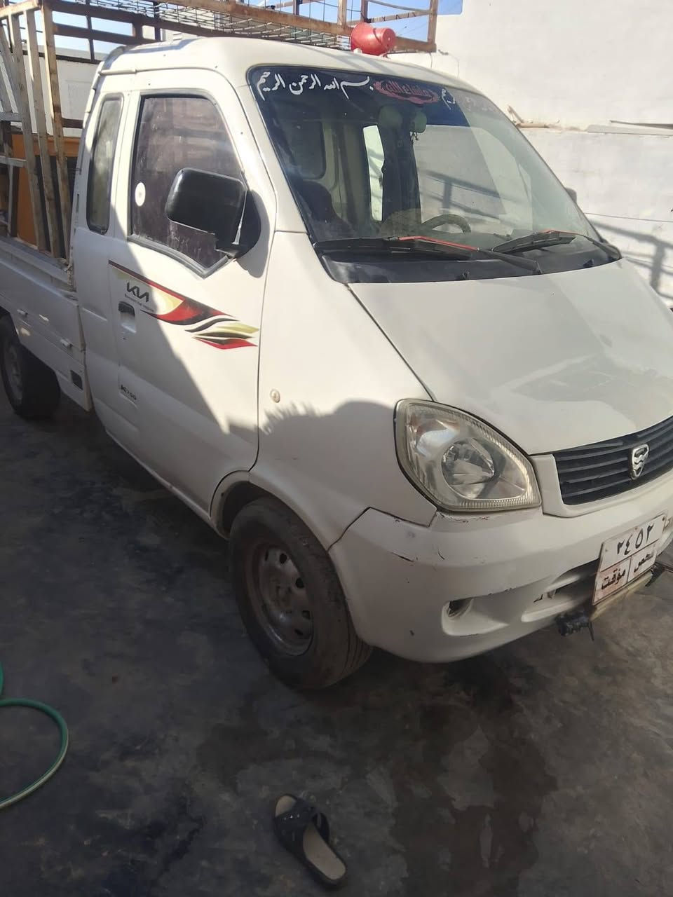 السلام عليكم مكلف بالنشر سياره للبيع هانفي  محرك وكير بالشرط  شاصي معمر بكد الجف***********
