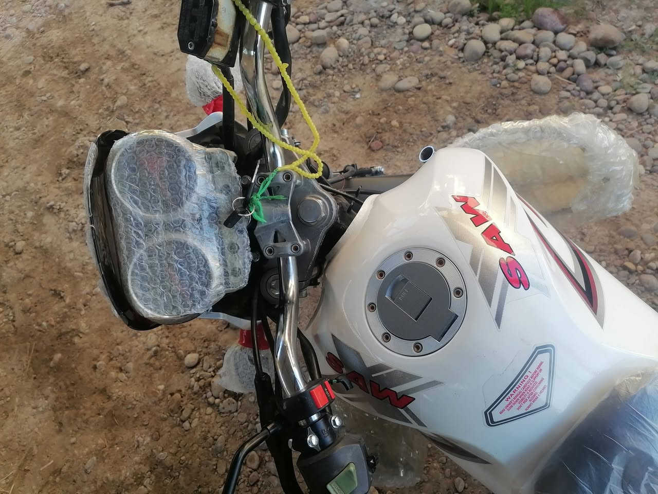 للبيع موديل 2020 أوراق ضايعه السعر 750 وبي مجال بسيط للاتصال *********** 2020
