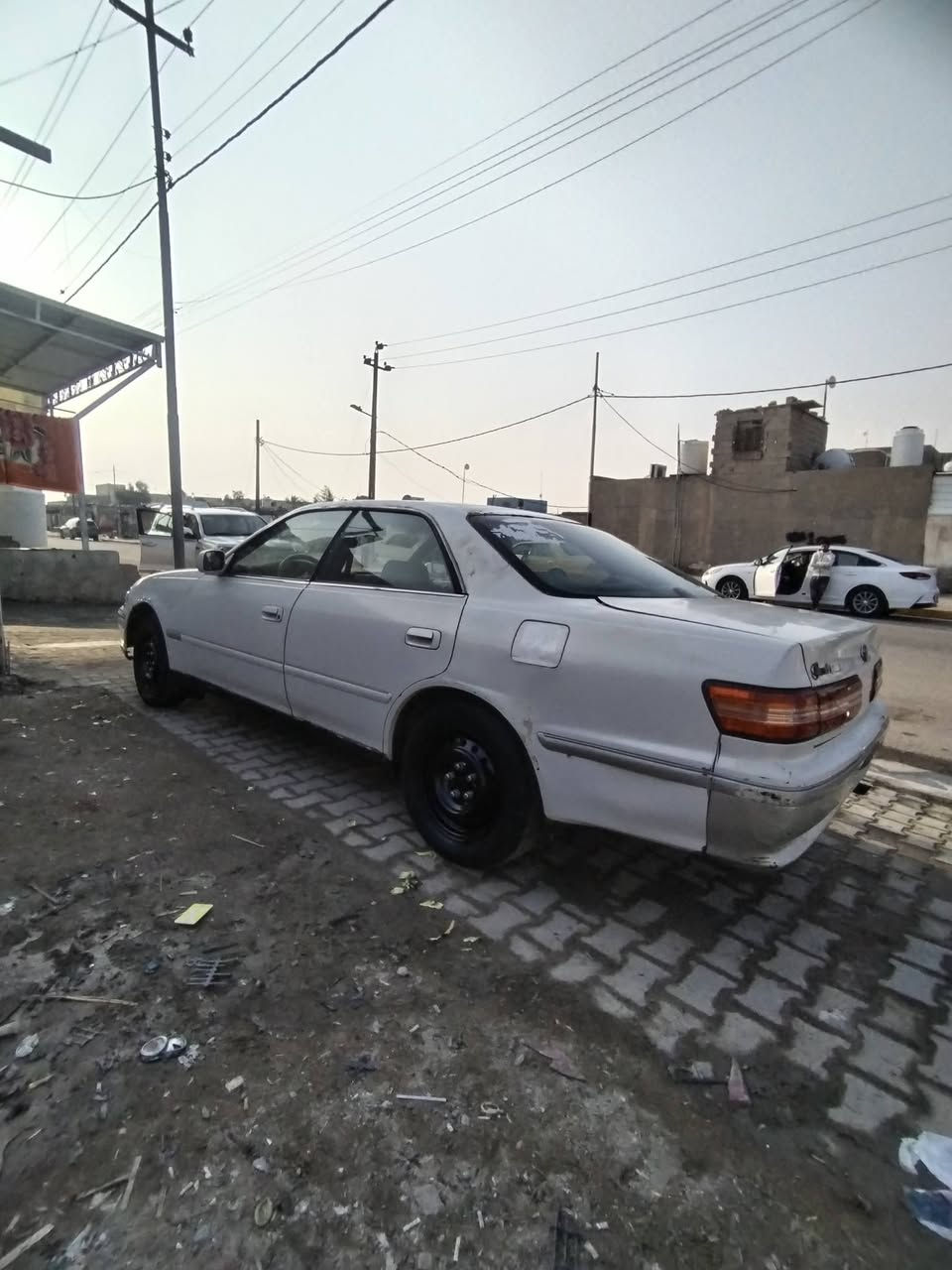 اسلام وعليكم مارك  الفينيه مكصوص جنطه قفط الباقي كفاله سنويه 26شهر10 صاعده هزه وكمله مكينه كير ونجي خير من الله حداده حلوه تايرات نص عمر غرفه جديده خيسات مابيه فقط هلال وحد موضحه بل صوره مكفوله من الضربه السعر40مكاني بصره فاو ***********
