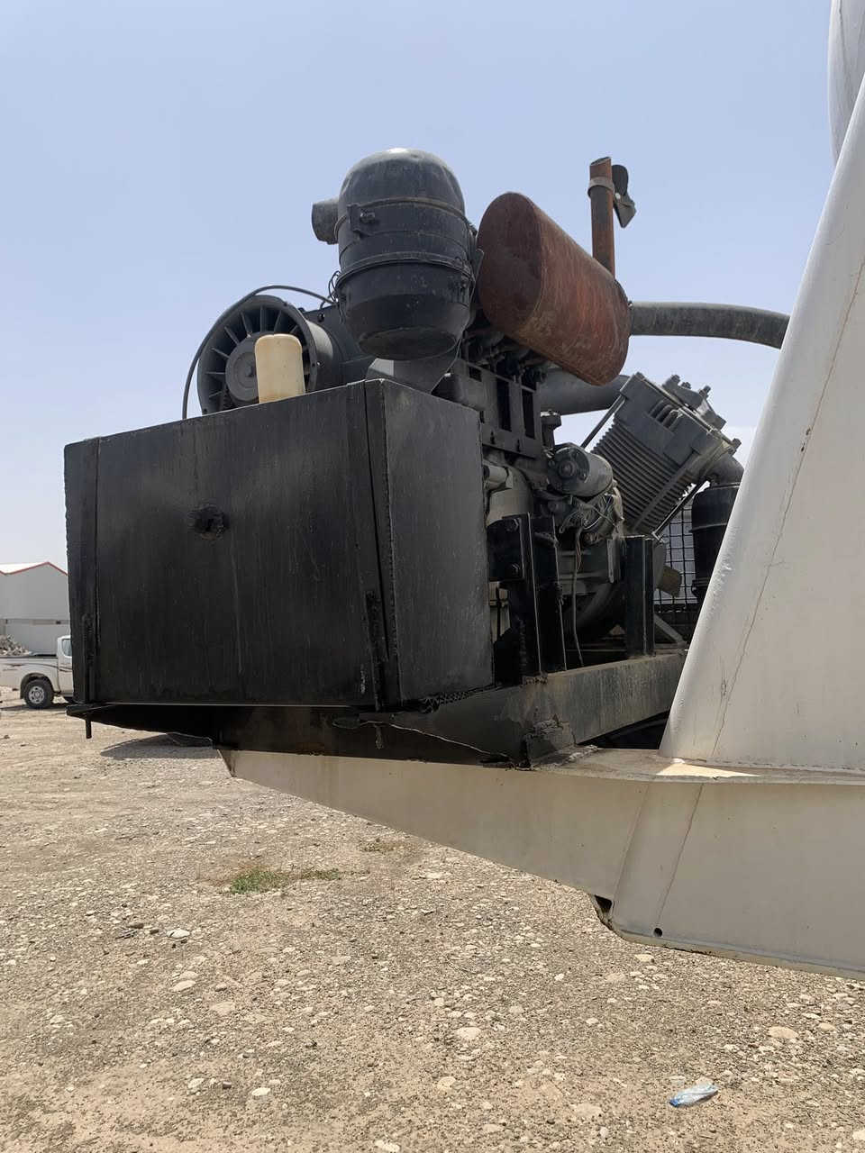 بطل سايلو سويدي 3 محاور دبل تاير يحمل 35 طن دويز شغال وبيها جادر يعني كاملة وجاهزة للشغل وفصل ربط سليمانية 

السعر / 70$

اوقات الاتصال من ساعة 9:00 صباحاً حتى ساعة 8:00 مساءاً 

بإدارة / سفيان 

***********

***********

***********

عنوان / كركوك معارض شارع المطار مقابل جسر واحد حزيران 

@إشارة
