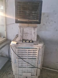 مبرده للبيع حجم كبير سعر ١٥٠ بيه مجال كلش هواء قوي شغاله الاتصال 07716...