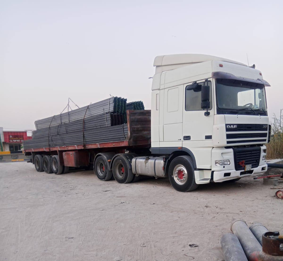 سلام عليكم
للبيع داف سنكل سحال موديل1996 محدثه2003 مكينه انجكتر كير عادي سياره نضيفه ومكفوله مكينه كير شاصي  رقم بغداد مربوطه فلات تحويل مباشر السعر المطلوب 125 وبيها مجال للمزيد من المعلومات الاستفسار ‏‪***********‬‏ حسن حسن علي شياع عبيد خيكاني
