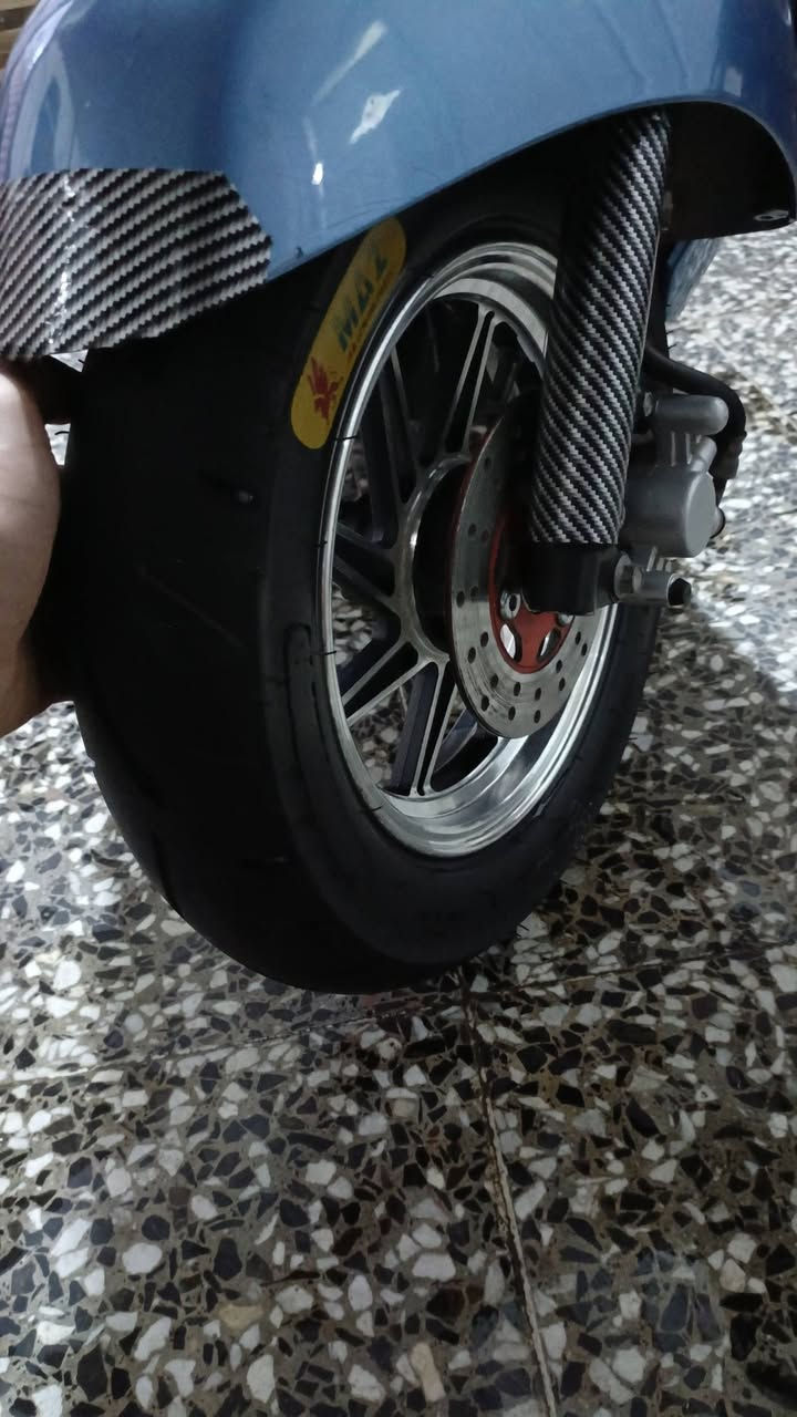 عنواني كربلاء حي العمل سوك لخير توصيل موجود
سلام عليكم وياله ماكس نضاف شوفت عينكم هنه وتايرات سوبر جلاتين نضاف ستعمال قليل كلش بعدهن بجيس فقط بيع


**إذا كنت صاحب هذا الإعلان وتريد حذفه لأي سبب، رجاءا أرسل رسالة إلى الدعم الفني**