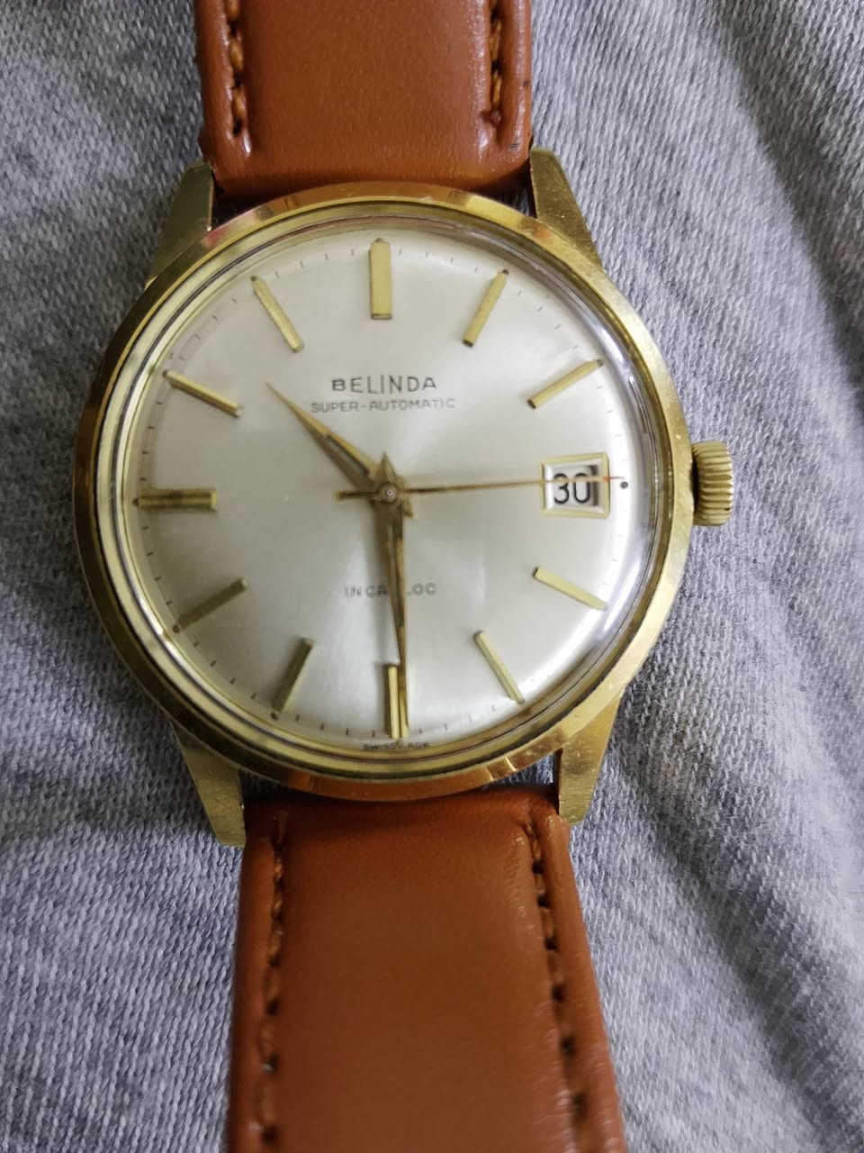 السلام عليكم اخواني للبيع ساعة بليندا سويسري اصلي اتوماتيك الساعة لوك 25حجر السعر 110شامل التوصيل


**إذا كنت صاحب هذا الإعلان وتريد حذفه لأي سبب، رجاءا أرسل رسالة إلى الدعم الفني**