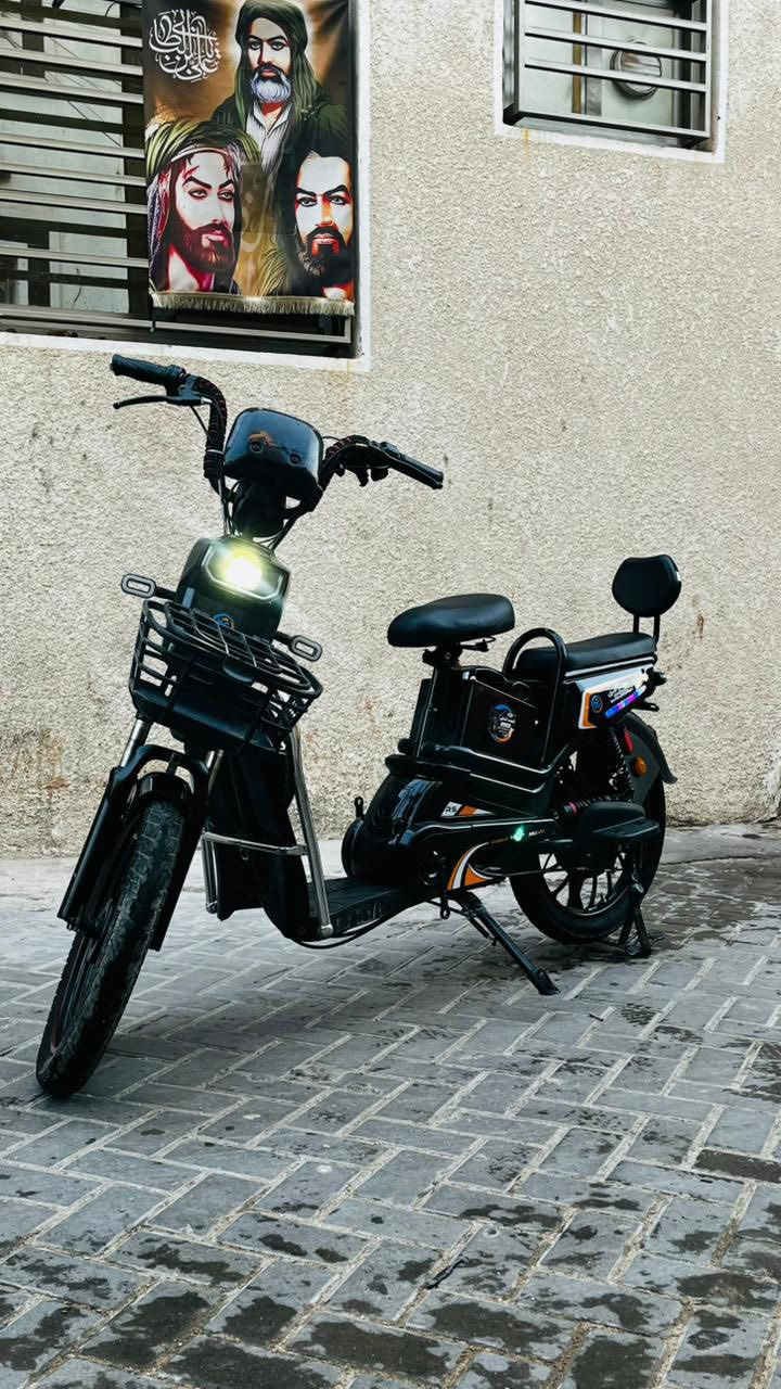 السلام عليكم 
دراجه شحن للبيع 
عطلهه سكليتر واكف وتحتاج تبديل تاير بنجر
السعر 125 وبيهه مجال بسيط
العنوان بغداد/مدينة الصدر


**إذا كنت صاحب هذا الإعلان وتريد حذفه لأي سبب، رجاءا أرسل رسالة إلى الدعم الفني**