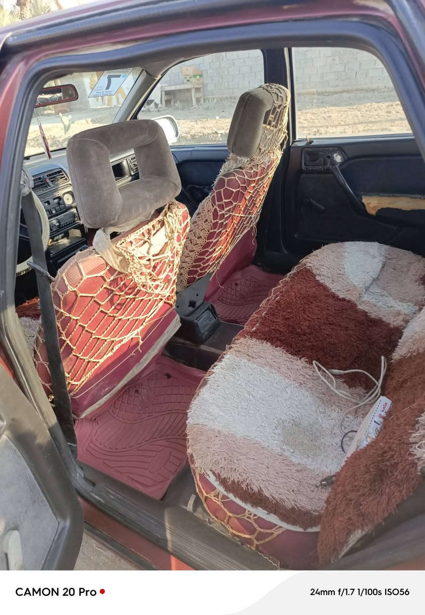 فكتره موديل 1992 رقم نجف سياره حلوه تخم تاير جديد حداديه جديده كير ومكينه نضيف سياره سعر,25وبي مجال
,***********
