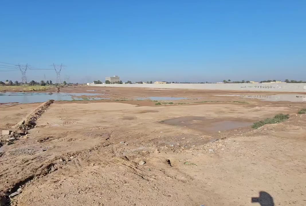 السلام عليكم يوجد لدينا دوانم طابو صرف للبيع عل شارع العام مال الخنساء رقمي***********
