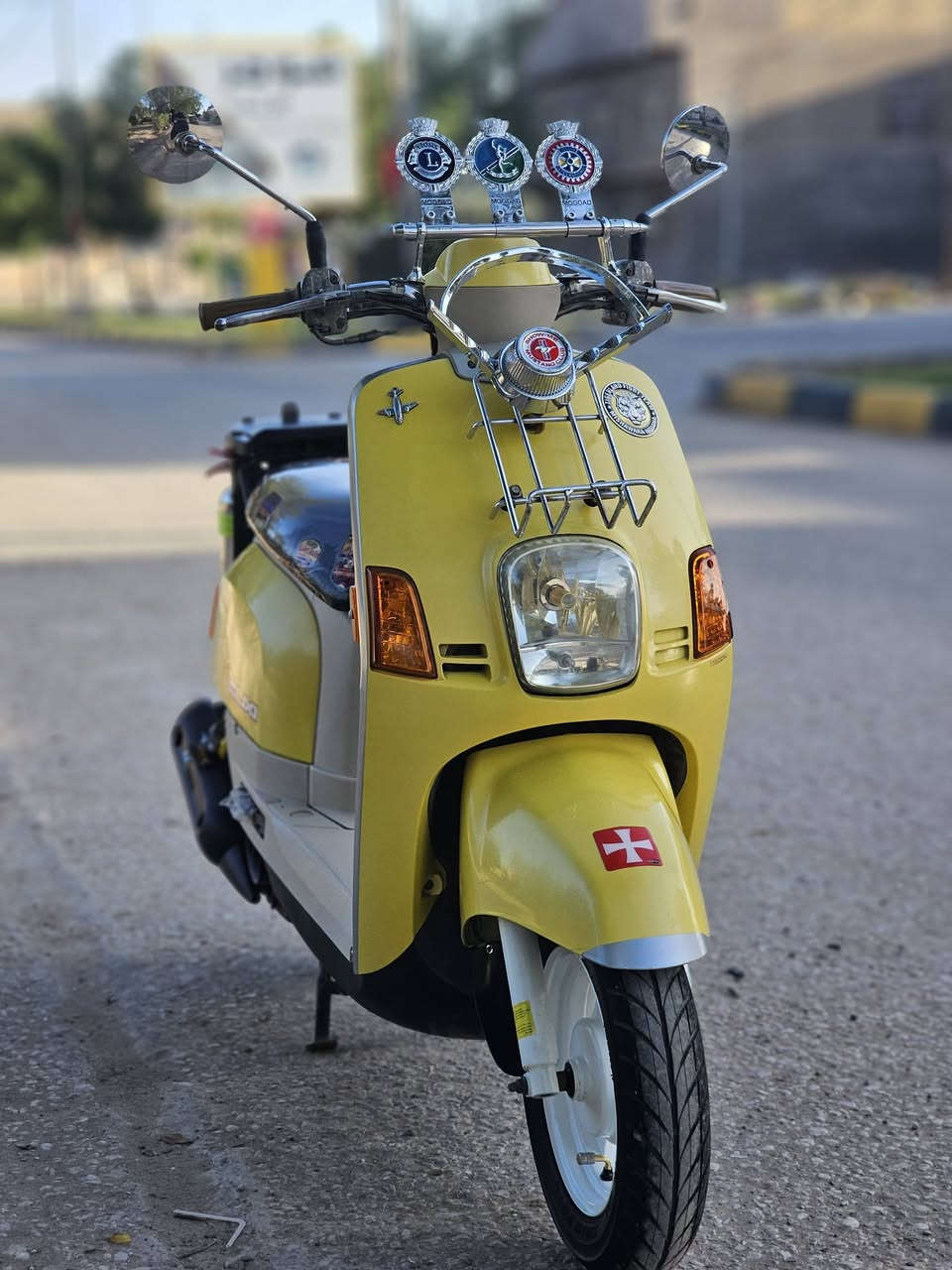 السلام عليكم اخوان
دراجه ماكس بوليس موديل 2008  دراجه نضيفه وجديده وشرط ع الفحص دراجه شلعه ومعدل كهربائيات كله شغاله دبلات تايرات كله شغال وجديد دراجه كابريته مو نوزل  مكينه انضف من الوكاله  
عنواني: حله حي الاسكان مقابل الاستشاريه قرب مركز الشباب 
سعر خاص ٠
رقمي: ***********
أي شي تحتاجون اني بالخدمه 
🦅❤️‍🩹
