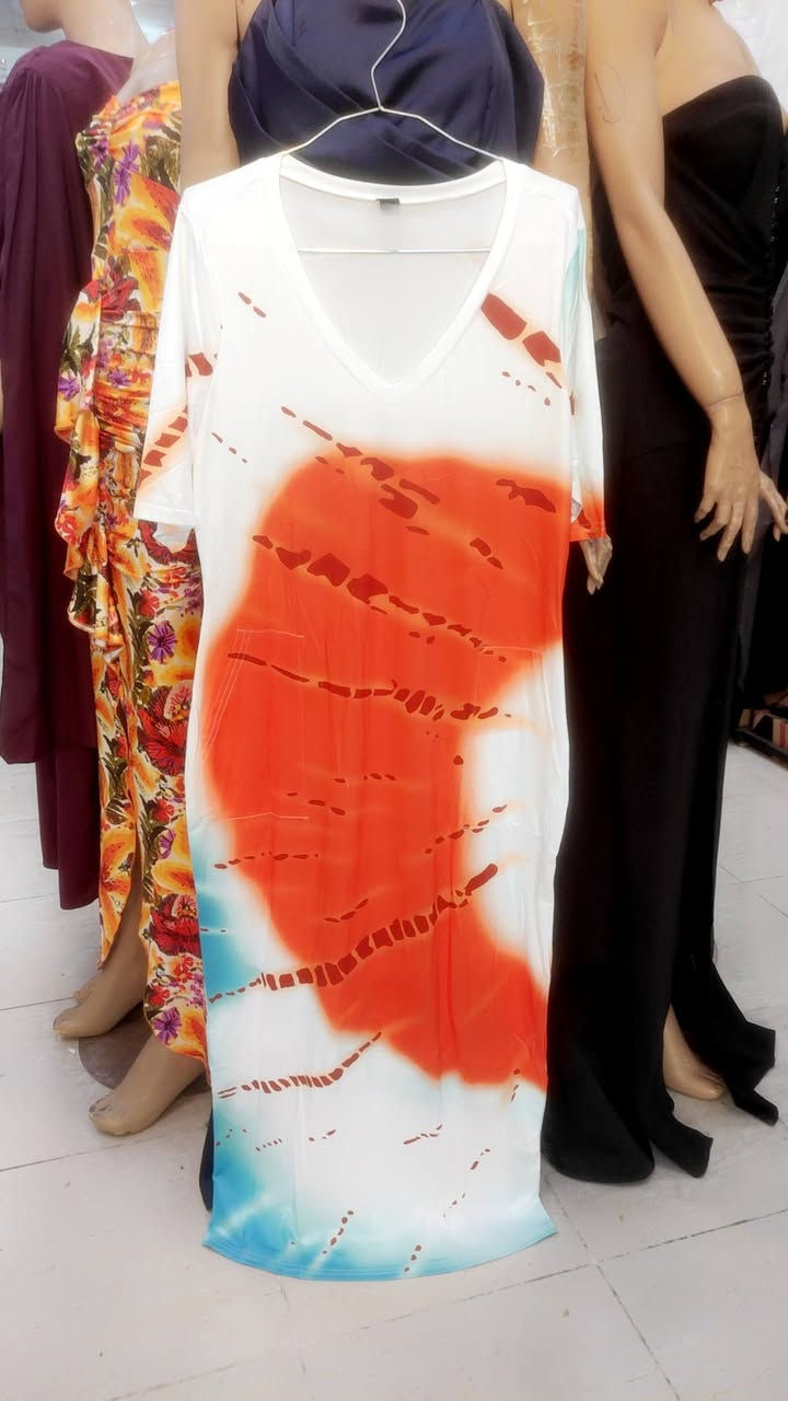 السلام علیکم داشکاندن بردەوامە  SHEIN
ناونیشان سلیمانی سەرچنار سەروی مزگەوتی مشخلان خوار پیزای نرویج  ***********+*********** 
عنوان سلیمانیە سرجنارقریب عن جامع مشخلان بصف پیزا نرویج
