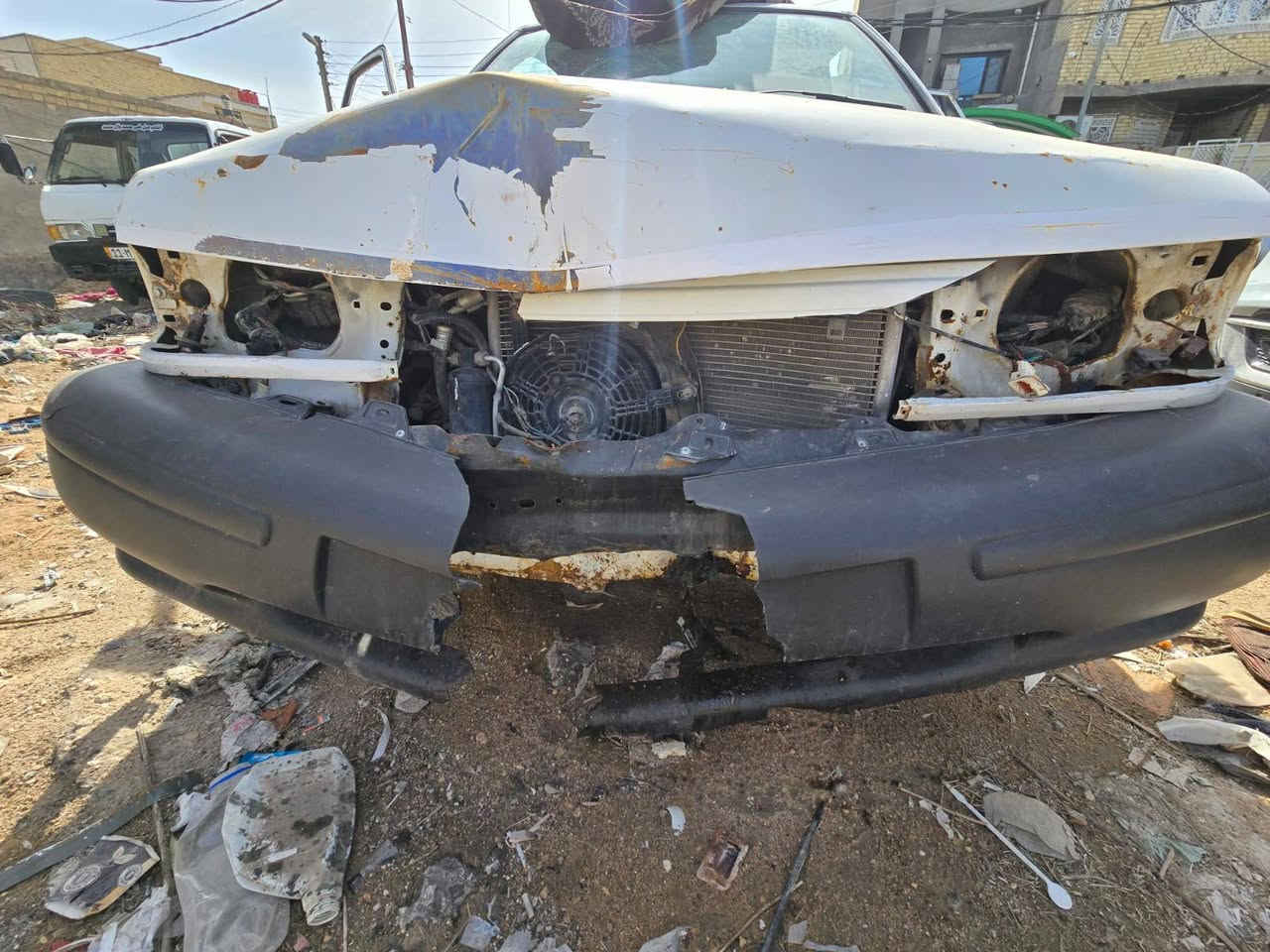 السلام عليكم سايبه للبيع مديل 2012 رقم بصره الماني سنويه لل 2029 راعيهه موجود ابيع ع الحادث هلموجود السعر 13 وبيهه مجال حك الجيه مكاني كربلاء للاستفسار ***********
