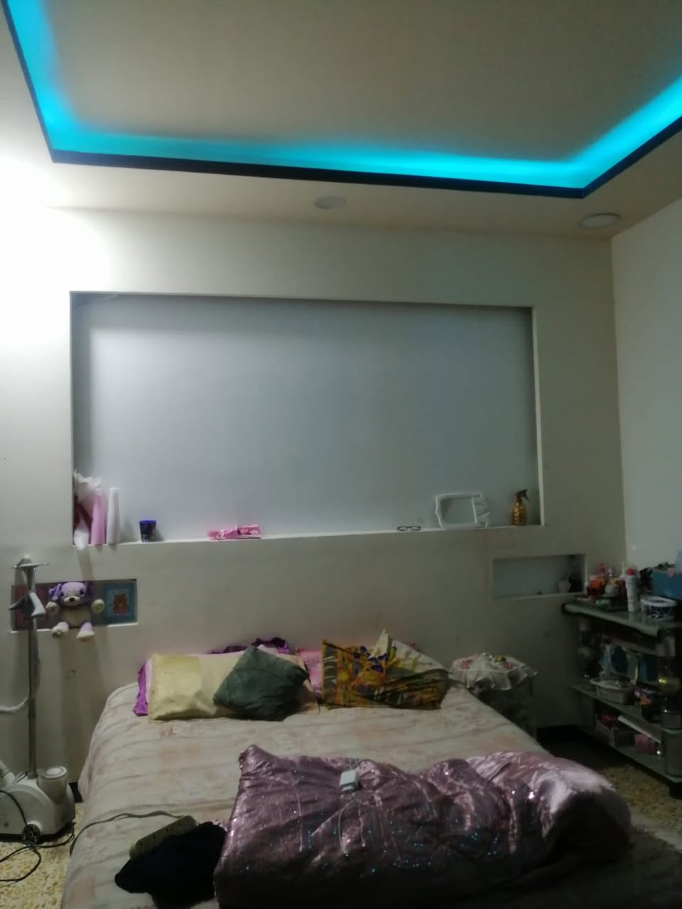 دار للبيع 🏠
مساحته البيت /100 م 
يحتوي البيت على / غرفه صاله استقبال مطبخ والطابق الثاني غرفه
العنوان 📍/ النجف البراكيه يم شارع المطار القديم قرب مدرسة علي الرماحي 
للاستفسار والتواصل 📞
***********
