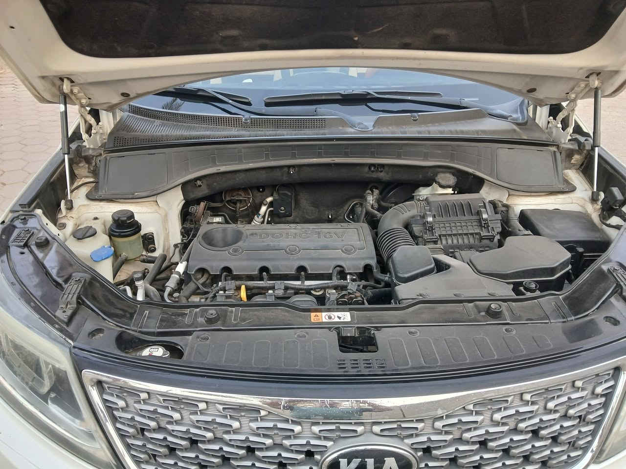 سلام عليكم سيارة سورنتو موديل ٢٠١٤ خليجي ٧ راكب ٤ سلندر تبريد ٣ قطع رقم واسط للعنوان كوت للاستفسار ***********٩
