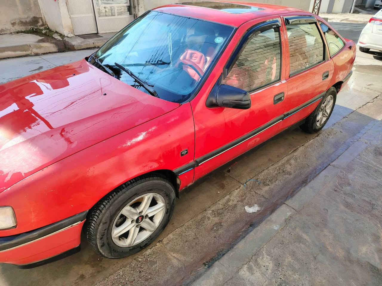 مكلف بل نشر 

فكترا موديل 92 حجم20   كير تومتيك سياره جاهزه شرط لتحويل من لشرعي لسعر 40 رقم ***********
