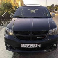 من رخصه الأدمن دوج كرفان  موديل 2017 حادث بس باب السايق بدون ايرباك  ب...