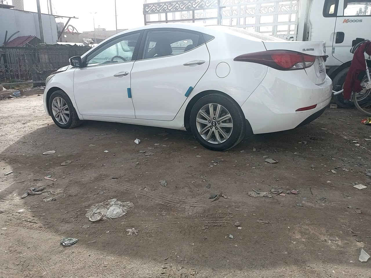 الانتره خليجي
فول مواصفات
فتحه شفط مرئ
موديل 2016
سياره مكفوله 
بيه شبر بارد جاملغ خلفي بجه السائق
شبر تكحيل بل بنيد فقط 
كير مكينه مكفول 
سياره ماشيه 146
رقم بغداد مشروع وطني 
بسمي السياره
وباقي التفاصيل اتصل ودلل 
***********
