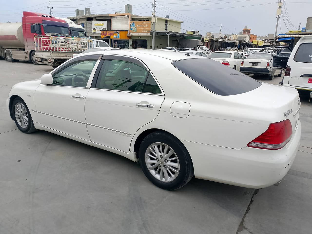 2005 بڕاوە 
182بی دوکەل 103ڕۆشتوە
بی مسروف هەموو گیانی بەشەرت 
 رەحمەتت لیوی مشتەری نیت  جەرەس مەک
لەکەڵ ڕیزدا 
***********
سعر49
ادمین❤
