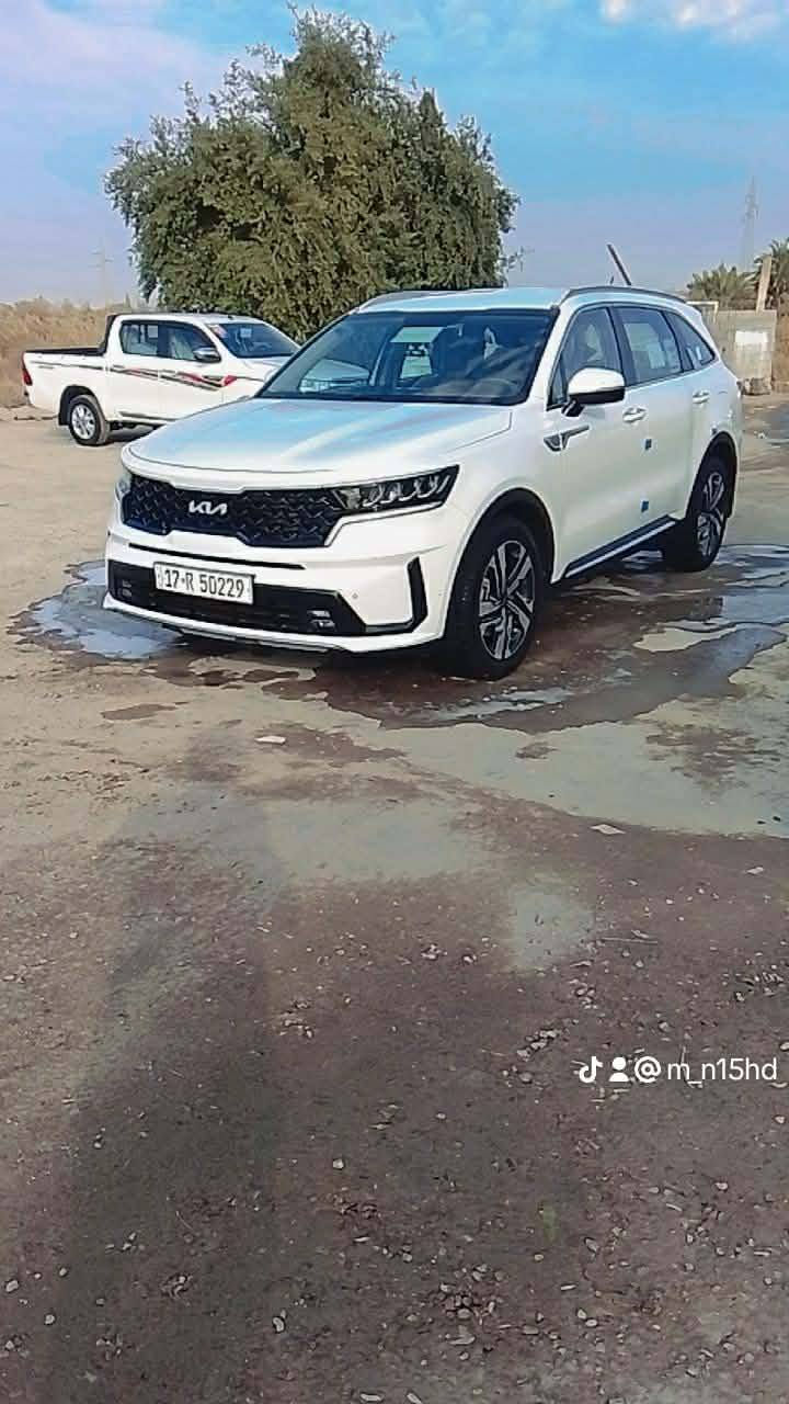 اللبيع سورنتو مكفول ٢٠٢٢مشي ١٠٠ مكانه السماوه *********** سعره ٢٩٠
