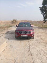 جيب لاريدو 2017 سرقه 4 قطع اريد مراوس حسب القناعه 07822199930 بي واتسا...