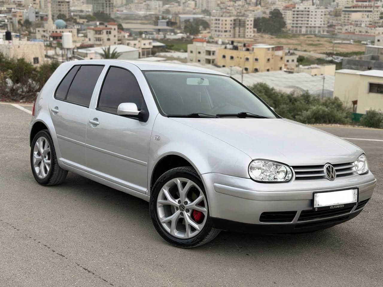 فولكسفاغن جولف مديل 2002
جير اتماتيك 
مطور 1600 SR 
(جير ماطور 2011) بحاله ممتازه 
السياره فحص ممتاز 👌 
تامين ترخيص ساري المفعول 
البيع نقدا 
امكانية البدل


**إذا كنت صاحب هذا الإعلان وتريد حذفه لأي سبب، رجاءا أرسل رسالة إلى الدعم الفني**