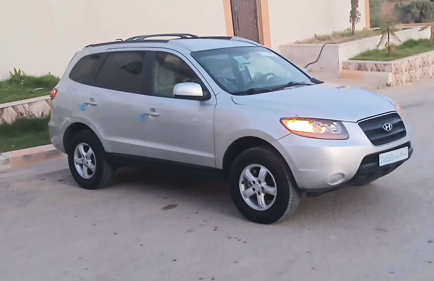 بسم الله توكلت علي الله
🔹️ نوع السيــارة : هونداي سنتافي  🚘محرك 27العادي المرغوب ✅️

وبسعر: 30.800🔥

🔸 المحرك : 27 المرغوب🐎

🔸 الموديل : 2008✔️

🔹المسافة المقطوعة 170الف ميل

▪️⭐️استراد امريكي 🇱🇷⚜️ نفس مواصفات الدار 

*جمرك رسالة مفتوحة🔆

▪️⭐️  صالون  داخلية عالرصاصي

▪️مفتاح كود

▪️⭐️   محرك 27 العادي 

▪️⭐️  مسجل { CD }  

▪️⭐️  تدفئة في الكراسي 

▪️⭐️  منع إنزلاق 

▪️⭐️  سيريا اطارات جديده

▪️⭐️  ديسكو {17} 

▪️⭐️  كمبيو اوتماتيك  

       

✔️السيارة ا الله يبارك ماشاء الله   

✅️السعر: 30.800

✔️المكان  /طرابلس

♻️للاستفسار:091.8644519


**إذا كنت صاحب هذا الإعلان وتريد حذفه لأي سبب، رجاءا أرسل رسالة إلى الدعم الفني**