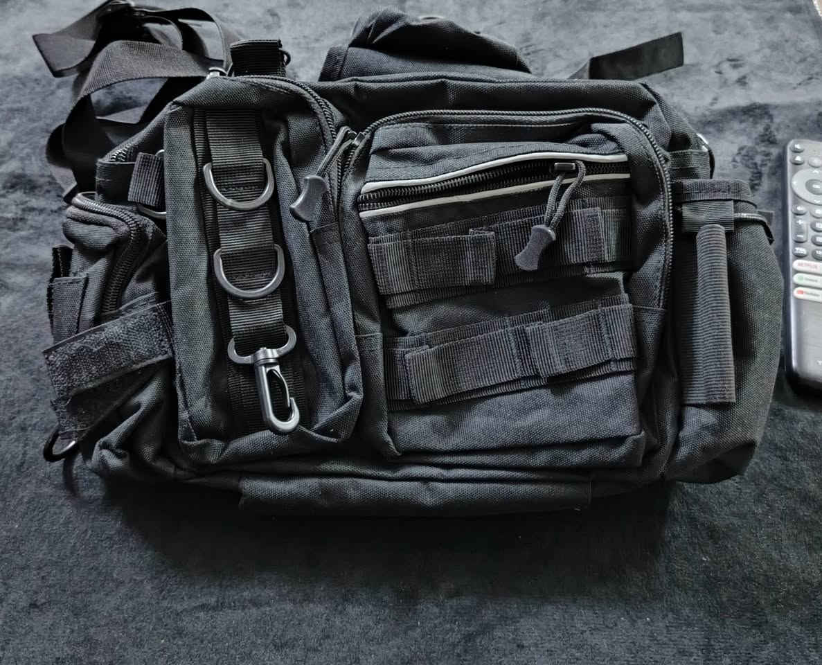 اختار وتدلل اسعار اسفل الصور 
مكاني موصل توصيل ٥ الف
#الكل 
@الكل


**إذا كنت صاحب هذا الإعلان وتريد حذفه لأي سبب، رجاءا أرسل رسالة إلى الدعم الفني**