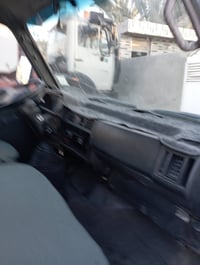 كيا ٩٥ • تايرات وبطارية • رقم انجليزي