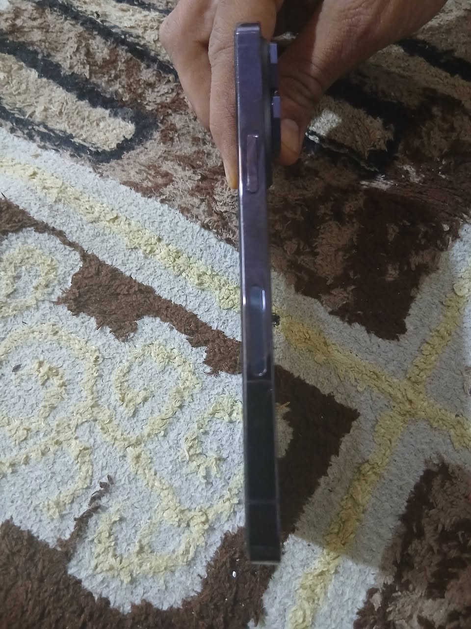 سلام عليكم ايفون 14بر ماكس نضاف 100/100مكاني بصره سعر مليون وبيه مجال مستعجل على 
***********
