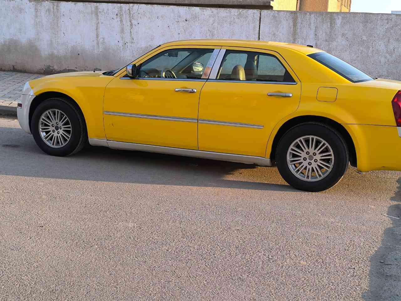 السلام عليكم اوباما 2010 اصل رقم بغداد جديد شرط التحويل تخم تاير حداديه امامي خلفي جديد داخل جلد سياره جاهزه ضرر جاملغ خلفي مكاني واسط السعر125 استفسار ***********
