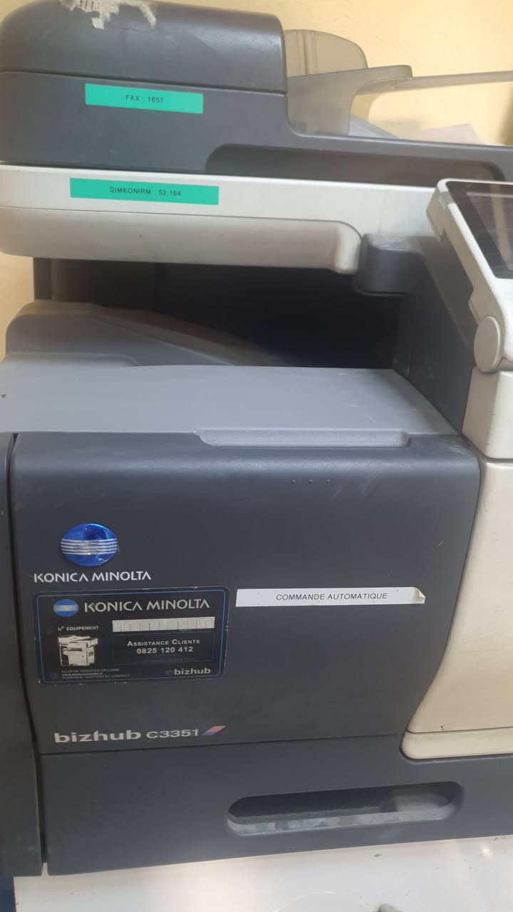 طابعة بزهاب شغاله بيها عطلات بسيطه ونقص احبار..طابعة بزهاب  c280
طابعة بزهاب c3551
سعر الوحده 50 الف دينار 

المكان الحسينية ...
للاتصال ***********
