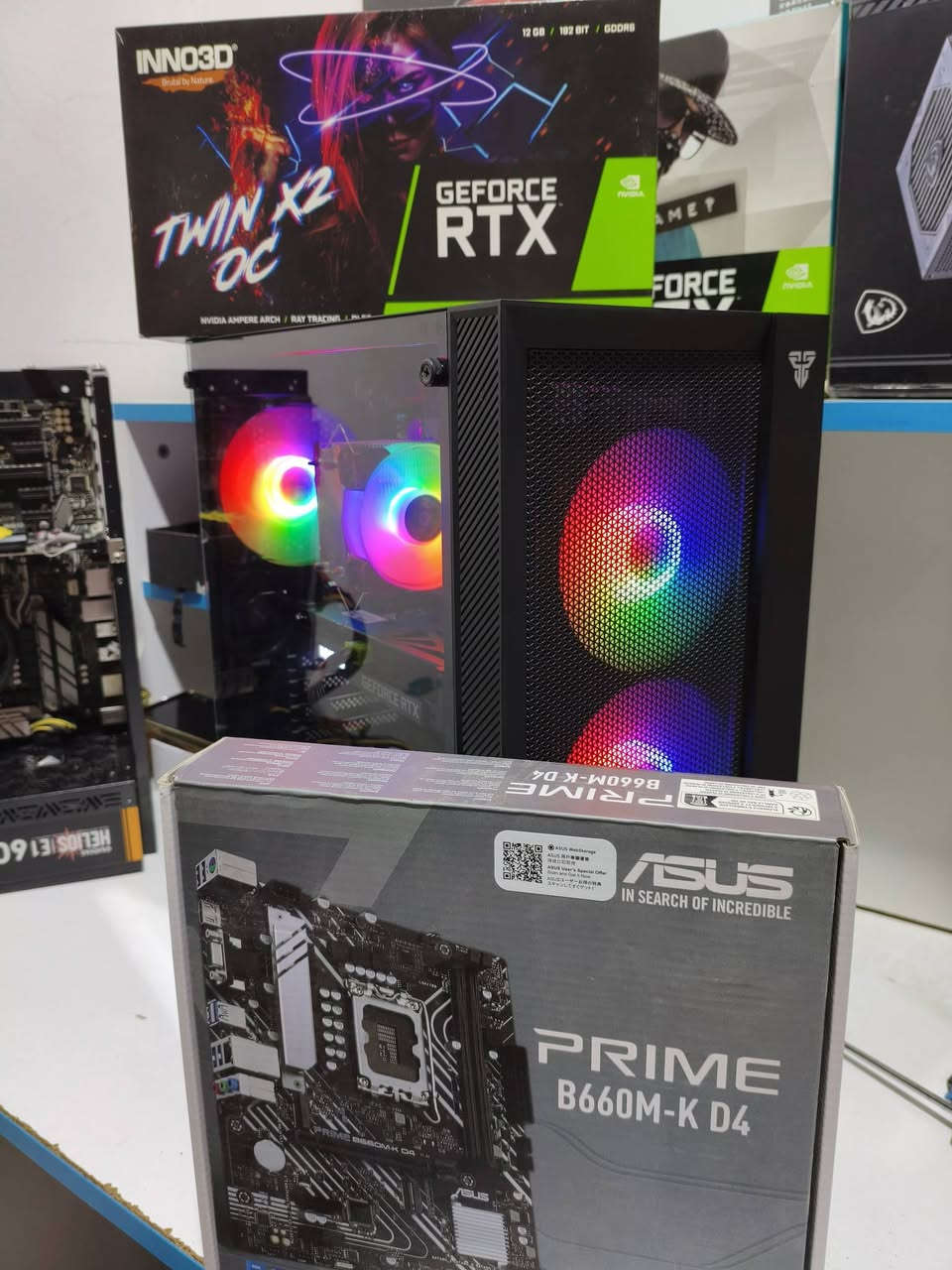 تجميعه العاب وكل قطع جديد ونضيف
تجميعه بسعر بلاش 
معالج: i5 12400f 
مذربورد: asus B660 plus d4
رامات : 2x8 3200  16
كارت شاشة: RTX 3060 OC 12G
تخزين : m.2 512
البورسبلاي: 700w 
الكيس: فانتك مع ثلاث مراوح RGB
كل قطع الي ذكرتهن جديد 
سعر : 800 الف 
رقمي وتساب 
***********
ادمن 🌹
